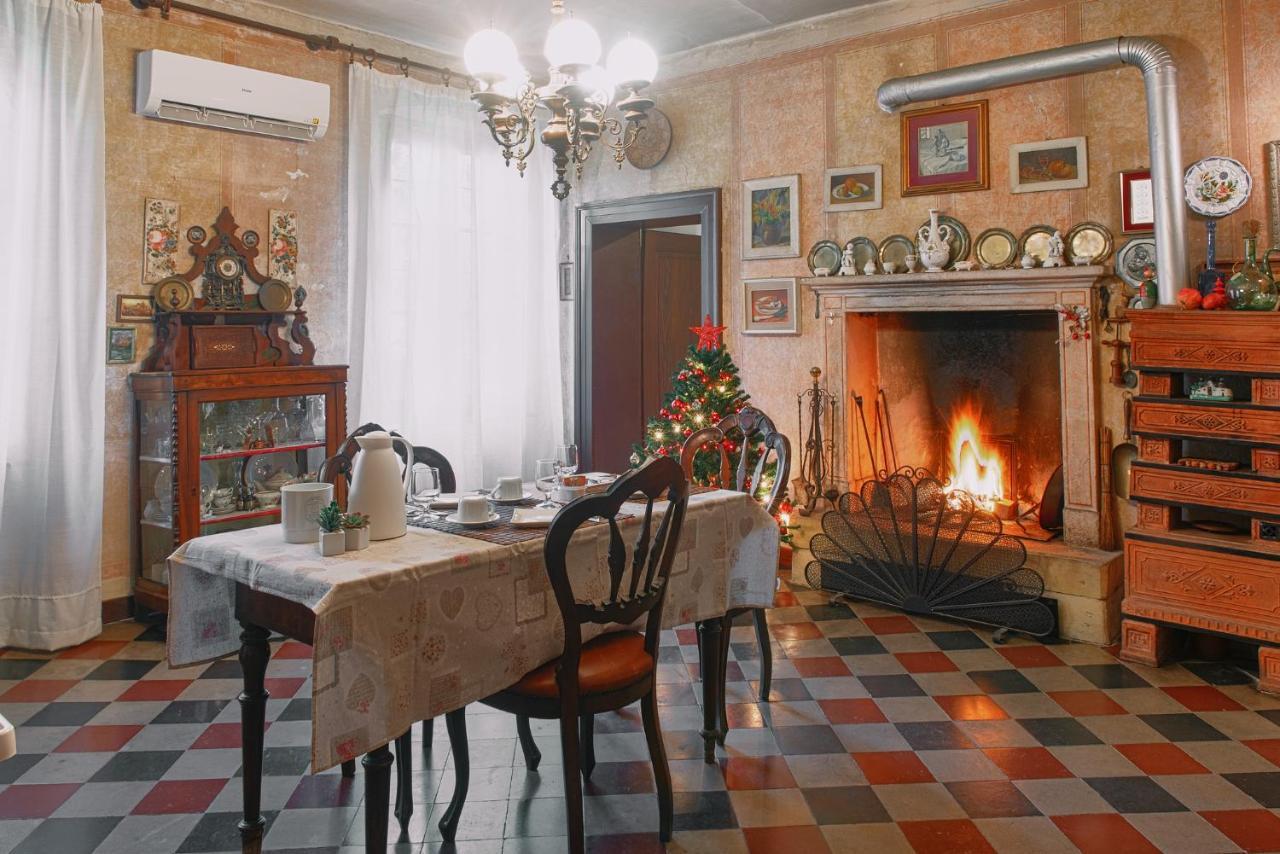 B&B Da Miriam Castelnuovo del Garda Luaran gambar