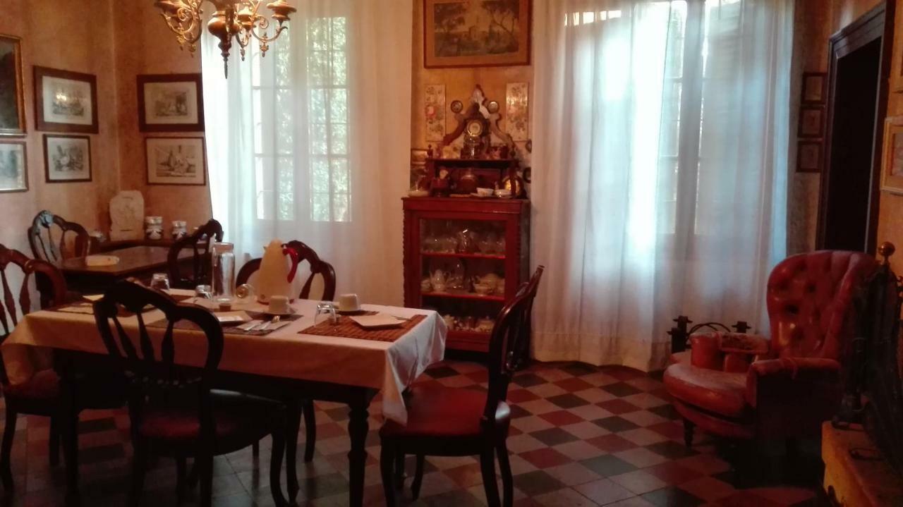 B&B Da Miriam Castelnuovo del Garda Luaran gambar
