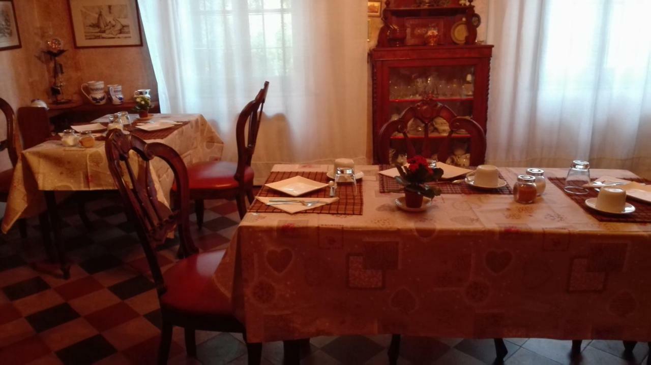 B&B Da Miriam Castelnuovo del Garda Luaran gambar
